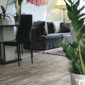  Appartement Garden Carras